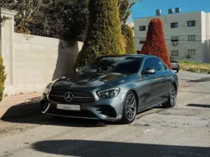 Sedan Mercedes Benz in Amman