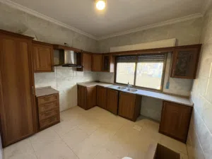 مطبخ الامنيوم 332*312*215 مستعمل للبيع