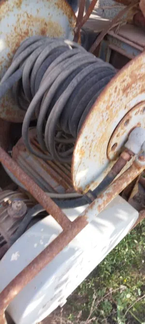 مضخة لوادجو المانية  تحتاج صيانة