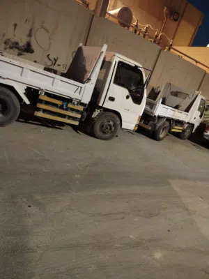 دينه قلاب ترحيل مخلفات وتوريد جميع موارد البناء دينا قلاب للايجار الشهري واليومي مع السايق