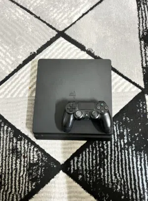 For sale ps4 with one controller in good condition