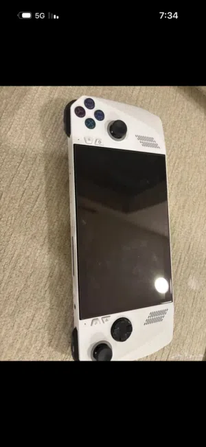 بلاستيشن و نفس الوقت لبتوب