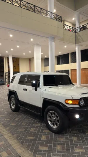 Used Toyota FJ in Central Governorate