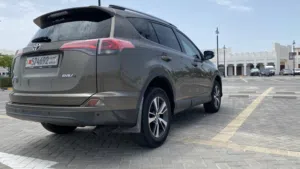 للبيع تويوتا راف 4 أول مالك من وكالة البحرين