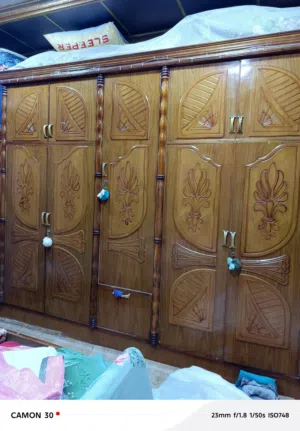 غرفةصاج أخشاب لبيع اولمراوس نضيفةست قطع