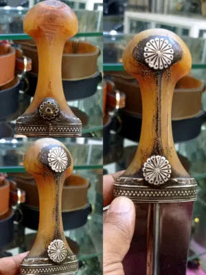 جنبيه زراف مكعب