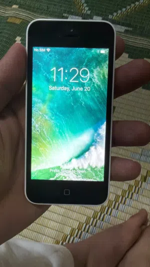 Classic white iPhone 5c- Affordable, Simple and Ready to use