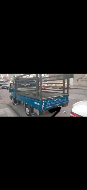 نقل عفش واثاث وأجهزة داخل عمان وجميع المحافظات