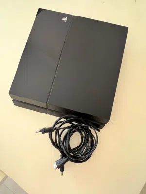 PlayStation 4 (PS4) Original / Fat Model