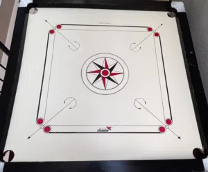 كيرم شبه جديد نظيف و بحاله ممتازه