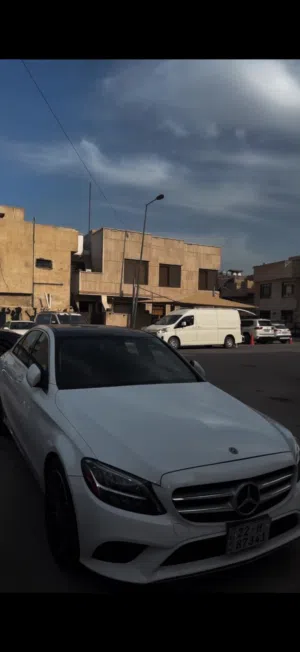 مرسيدس c33 2021