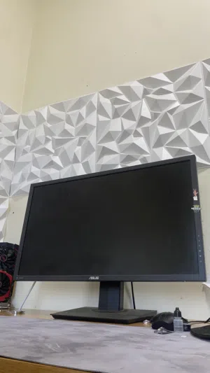للييع شاشه Asus مقاس 28 استخدام خفيف تجي بجوده 4K وسلاسة 60 فريم صفقه ما تتعوض وبسعر جبار
