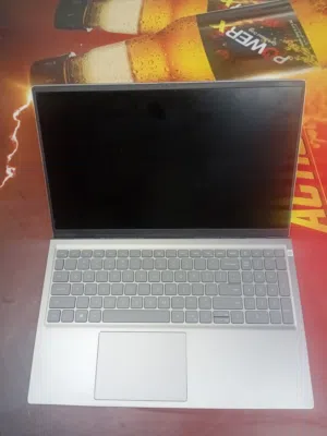 i5 11 gen 8 gbram  256 ssd