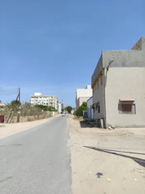 منزل على طريق الفرعى الحسن والحسين