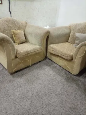 طقم كنب قابل للمفاصله بدون الطاوله الي بالنص