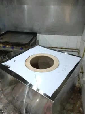 tandor gas . kitchen hood work table