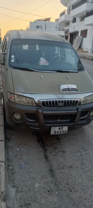 باص هونداي ستاريكس 2004