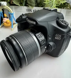 كاميرا كانون D60