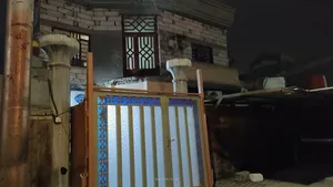 200 m2 5 Bedrooms Townhouse for Sale in Basra Hai Al-Shurta