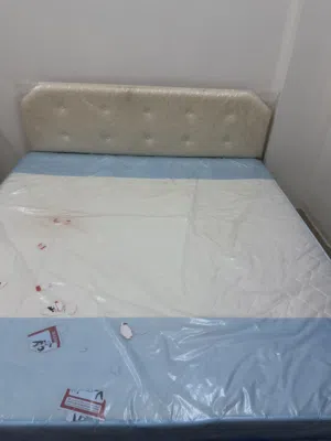 سرير كينج جميل