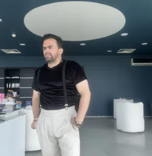 Mehrdad shayeg 