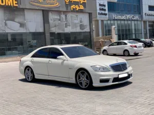 Mercedes Benz S-63 AMG 2011 (White)