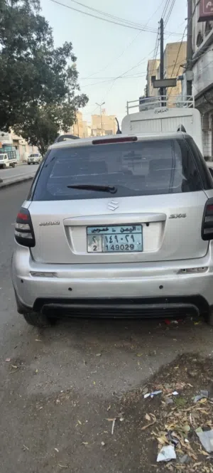 Used Suzuki SX4 in Al Hudaydah