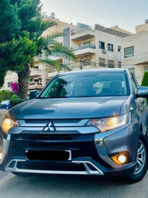 Used Mitsubishi Outlander in Amman
