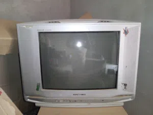 2 تلفاز للبيع