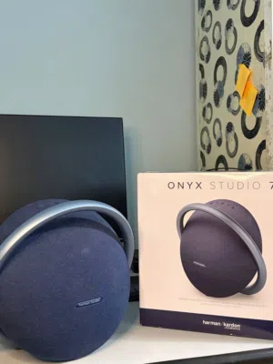 harman/kardon onyx studio 7