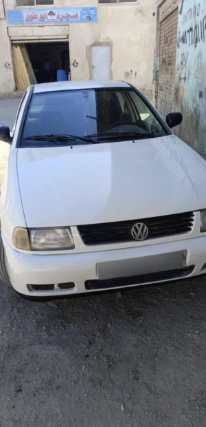Used Volkswagen Polo in Zarqa