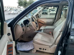 فورد اكسبلورر 2009 للبيع بحالة ممتازه وارد اليابان ماشية 120000
