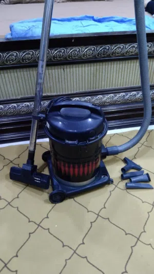 مكنسة كهربائية