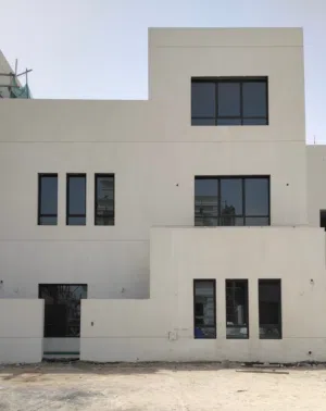 200 m2 3 Bedrooms Apartments for Rent in Al Jahra Matla'