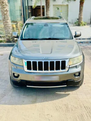 **URGENT SALE**2011 JEEP Grand Cherokee 3.6 Limited #Panoramic Sunroof #Leather Interiors