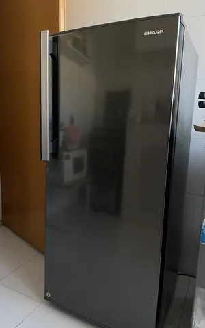 Sharp 170 Ltr Refrigerator for sale (Free LG microwave oven)