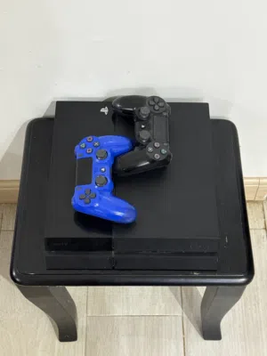 بلاستيشن 4 للبيع