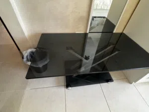 أغراض غرفة نوم وتخت
