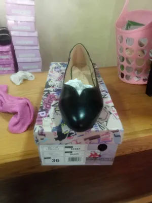‏أحذية مريحة ‏.‏ أخرى ‏.‏ 38‏3