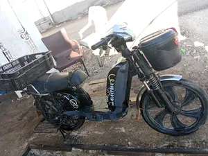‏دراجات كهربائية ‏.‏ مستعمل‏0