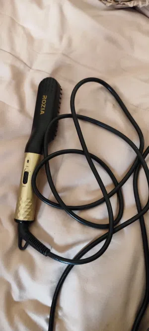 مصفف شعر ولحية بحالة ممتازة