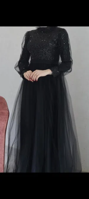 فستان اسود للمحجبات للبيع
