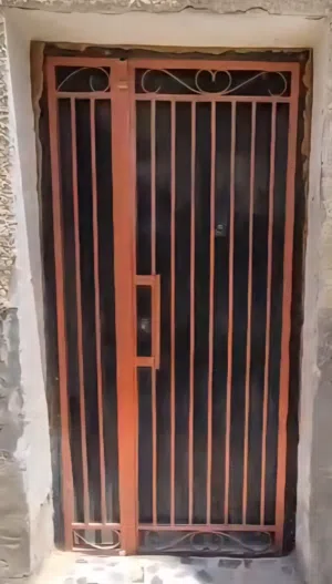 باب رئيسي حديد