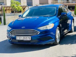 فورد فيوجن 2018 فتحة SE ثلاث جيد قصعه بحالة ممتازه جداً
