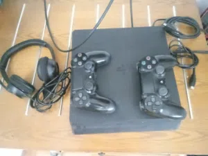 بلاي ستيشن 4 ممتازه