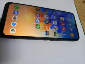 Tecno Spark 64 GB in Amman