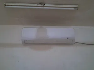 Hundai 2 tone ac for sale