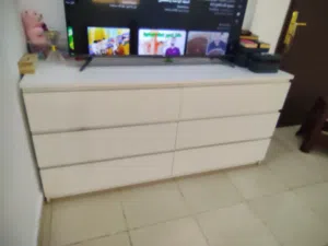 (طاولة وسطية لون بني + طاولة تلفاز )ايكيا