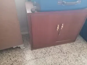 غرفه نوم شغل عراقي سعر 500 الف بيها مجال عندي غراض بعد