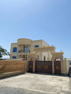 462 m2 More than 6 bedrooms Townhouse for Sale in Al Batinah Al Masnaah